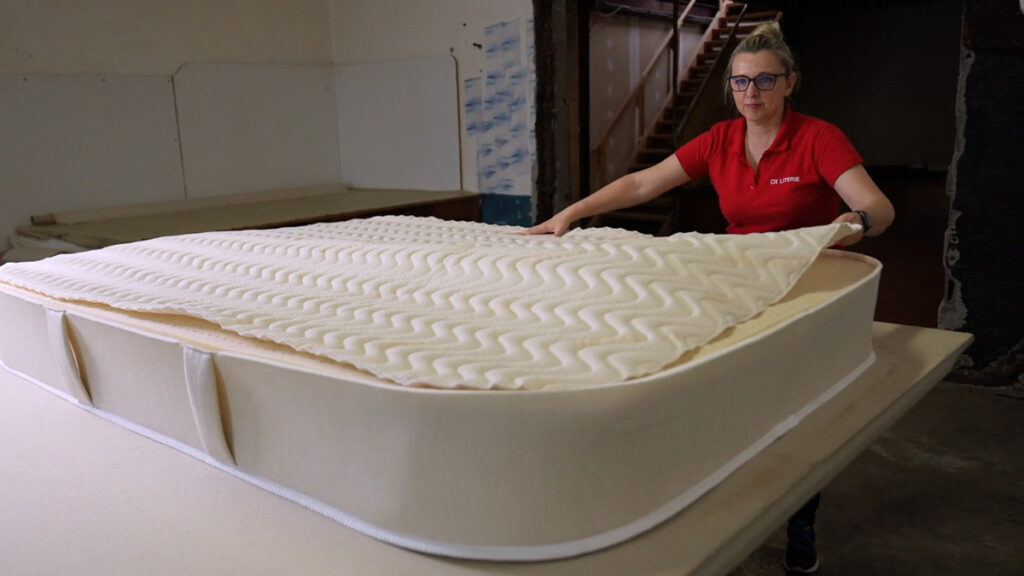 fabrication matelas latex naturel atelier Ox Literie Muret fabricant français